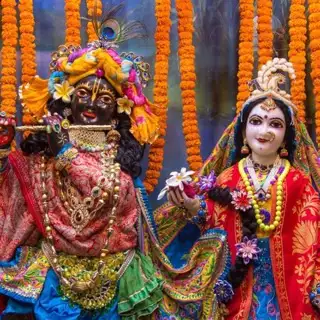 Kirtan Premi - 24hr Vrindavan Kirtan Mandali